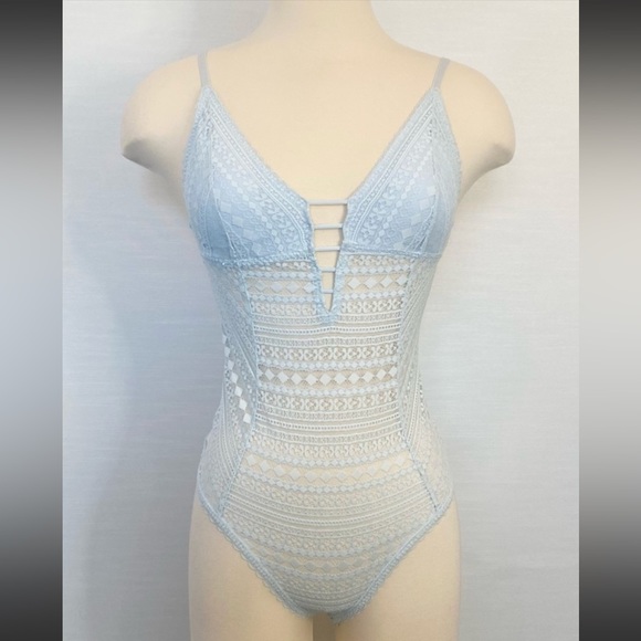 Hollister Tops - Hollister Crochet Lingerie Bodysuit🦋